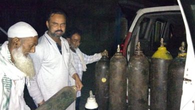 Oxygen cylinders are working to reach the patients themselves: Khurshind Mansoori