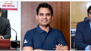 Aborn company co-founders Abhiraj Singh and Hemraj Bairwa gifted oxygen to Baghpat