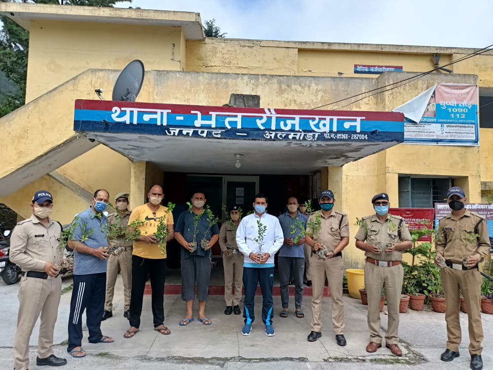 Almora police planted more than six and a half thousand fruit shady trees
