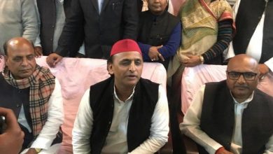 Former CM Akhilesh Yadav reached Mainpuri to express condolences