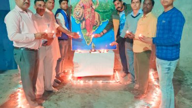 राष्ट्रीय स्वयंसेवक संघ विद्यार्थी विभाग के द्वारा आयोजित "एक दीप वीर सपूतों के नाम" कार्यक्रम