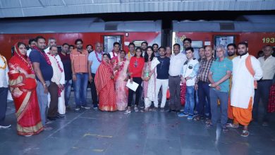 Five hundred devotees from Bikaner left for Uttar Pradesh to participate in Bhagwat Katha