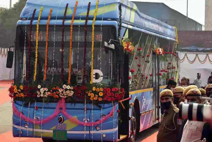 DTC's first electric bus lands on Delhi road