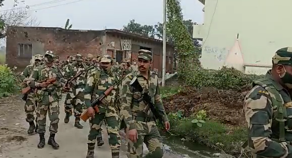 Police and PSC are marching on foot in entire Uttar Pradesh regarding assembly elections