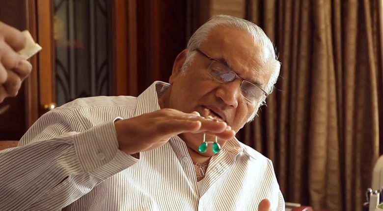 Lifetime Achievement to Navratan Kothari, Group's Manufacturer of the Year Award